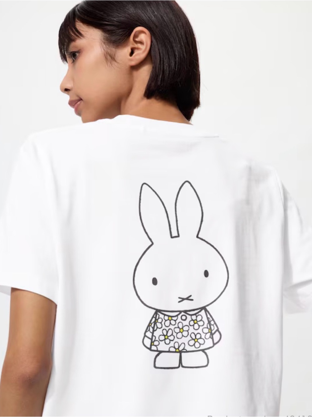 Adorable Miffy🐰💗White Graphic Bunny Tee sz Small